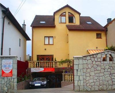 Pension Mellis Cluj Napoca Ξενοδοχείο Εξωτερικό φωτογραφία